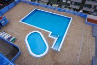 Bazén v ubytovaní Blue Batayola Pool alebo v jeho blízkosti