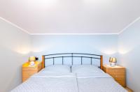 Postel nebo postele na pokoji v ubytování Apartment in Crikvenica 27606