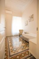 A seating area at Vintage Ottaviano Apartment