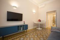 A television and/or entertainment centre at Vintage Ottaviano Apartment