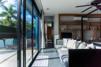 Bazén v ubytování One Bedroom Wings Pool Villa nebo v jeho okolí