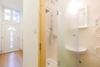 Kúpeľňa v ubytovaní 1 bedroom flat in Nyar str., Downtown