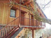 Balkon lub taras w obiekcie Eco Chalet Maison Dominique