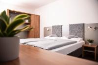 Postel nebo postele na pokoji v ubytování Hotel Russweiher