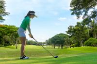 Golf pri dovolenkovom dome alebo okolí