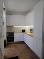 Kuchyň nebo kuchyňský kout v ubytování CASA DA PRAIA DA POÇA - APARTAMENTO TULIPA