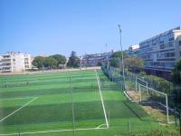 Tenis alebo squash v ubytovaní Charmant Mini Studio avec Loggia, Proche Parc Charles de Gaulle à Balaruc-les-Bains - FR-1-571-54 alebo jeho okolí