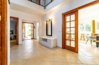 TV a/nebo společenská místnost v ubytování 88-Exclusive Villa with Private Pool in Mijas, Malaga