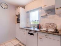 Kuchyňa alebo kuchynka v ubytovaní Apartment Le Promethée by Interhome