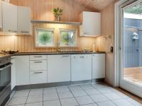 Kuchyň nebo kuchyňský kout v ubytování Holiday Home Ila - 500m from the sea by Interhome