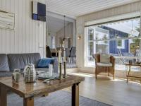 Posezení v ubytování Holiday Home Frithlef - 900m from the sea by Interhome