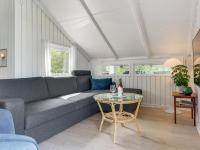 Posezení v ubytování Holiday Home Doria - 2km from the sea by Interhome
