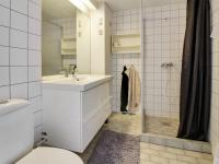 Koupelna v ubytování Apartment Pavlinka - 200m from the sea by Interhome