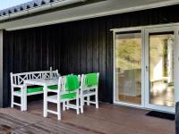 Balkón nebo terasa v ubytování Holiday Home Faye - 600m from the sea by Interhome