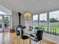 Posezení v ubytování Holiday Home Faye - 600m from the sea by Interhome