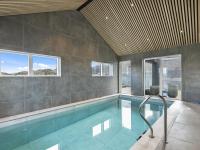 Bazén v ubytování Holiday Home Maximiliane - from the sea by Interhome nebo v jeho okolí
