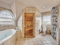 Koupelna v ubytování Holiday Home Sannie - 450m from the sea by Interhome