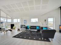 Posezení v ubytování Holiday Home Mauri - 350m from the sea by Interhome