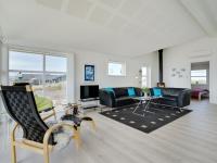 Posezení v ubytování Holiday Home Mauri - 350m from the sea by Interhome