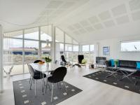Posezení v ubytování Holiday Home Mauri - 350m from the sea by Interhome