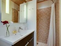 Koupelna v ubytování Holiday Home Hunlef - 400m from the sea by Interhome