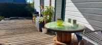 Balkon lub taras w obiekcie Maison cosy à Saint-Méloir-des-Ondes avec jardin privé