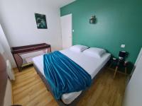 Posteľ alebo postele v izbe v ubytovaní Chez Aurore & Jérémy en Vendée - Jolie maison cosy tout près des plages de l'Atlantique