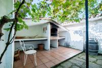 Patio nebo venkovní prostory v ubytování Azkorri Beach House