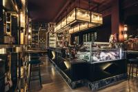 Ο χώρος του lounge ή του μπαρ στο One Shot Luchana