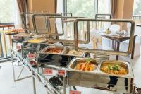 Mad på hotellet eller i nærheden