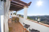 Balkón alebo terasa v ubytovaní La Fuente APT6, Frigiliana Amazing 2 bedroom Family Apartment with views, Padel Court and 2 Pools HansOnHoliday Rentals