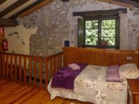 Postel nebo postele na pokoji v ubytování Casa Rural Yolanda para 5 personas