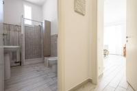 A bathroom at A Due Passi Da Toledo