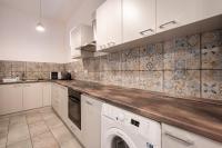 Kuchyňa alebo kuchynka v ubytovaní Budapest Lighthouse Apartment