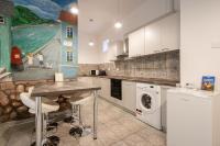 Kuchyňa alebo kuchynka v ubytovaní Budapest Lighthouse Apartment
