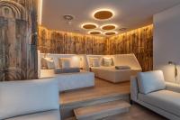 A seating area at Hotel Bismarck