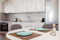 Kuchyň nebo kuchyňský kout v ubytování Whitelist Maisonette I and II in Mykonos Town