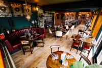 Χώρος καθιστικού στο The Maynard