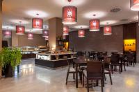 Restaurace v ubytování Hotel Macià Real De La Alhambra