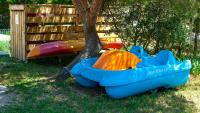 Ogród w obiekcie Camping Tikayan Félix de la Bastide