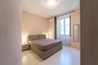 A bed or beds in a room at MIROS APARTMENT