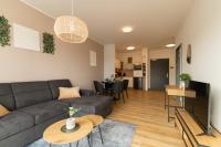 Posezení v ubytování DWELLSTAY - Modernes Apartment I 55qm I 2 Zimmer I Küche I Bad I Terrasse I TV I WLAN
