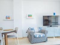 A television and/or entertainment centre at Cubo's Beach & Golf Marbella