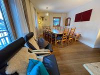 Część wypoczynkowa w obiekcie Chalet Augustine Hinterglemm Zentrum