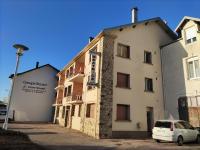Budynek, w którym mieści się apartament