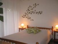 Posteľ alebo postele v izbe v ubytovaní Appartement F2 climatisé, balcon, proche Thermes d'Amélie-les-Bains - FR-1-703-21