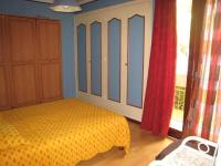 Posteľ alebo postele v izbe v ubytovaní Appartement F3 avec terrasse, parking, Wi-Fi - Idéal cures - Centre-ville Amélie-les-Bains - FR-1-703-87