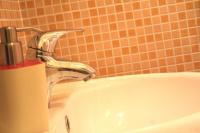 A bathroom at Appartamento Maggiore
