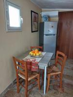 Kuchyň nebo kuchyňský kout v ubytování biker's friend apartment