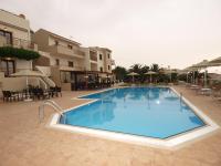 Bazén v ubytování Asterion Apartments nebo v jeho okolí